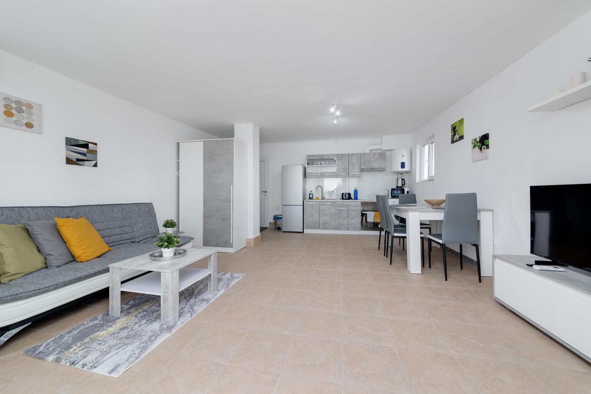 Cosy Apartment Near The Sea ตอร์เรเวียคา ภายนอก รูปภาพ