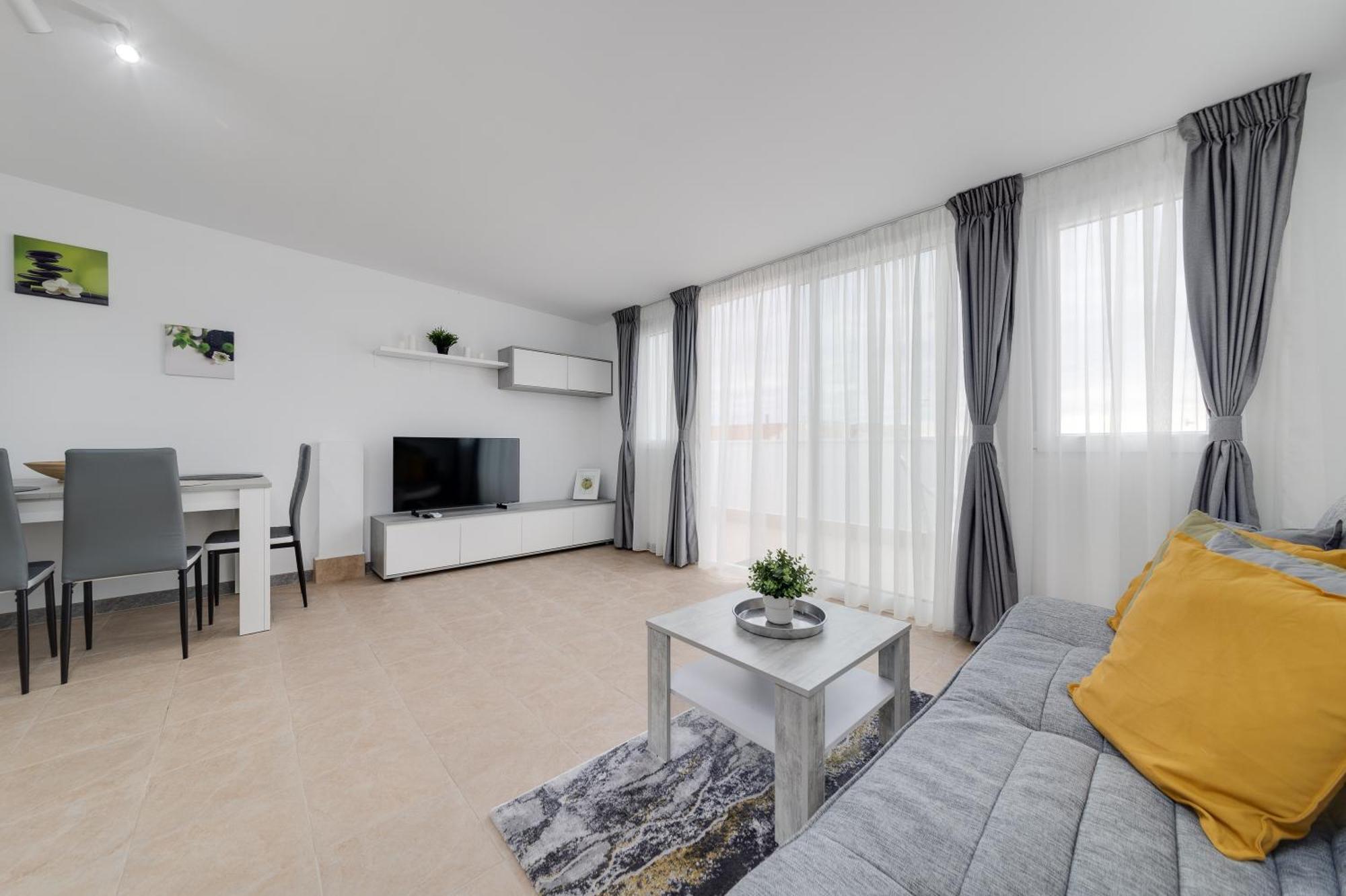 Cosy Apartment Near The Sea ตอร์เรเวียคา ภายนอก รูปภาพ