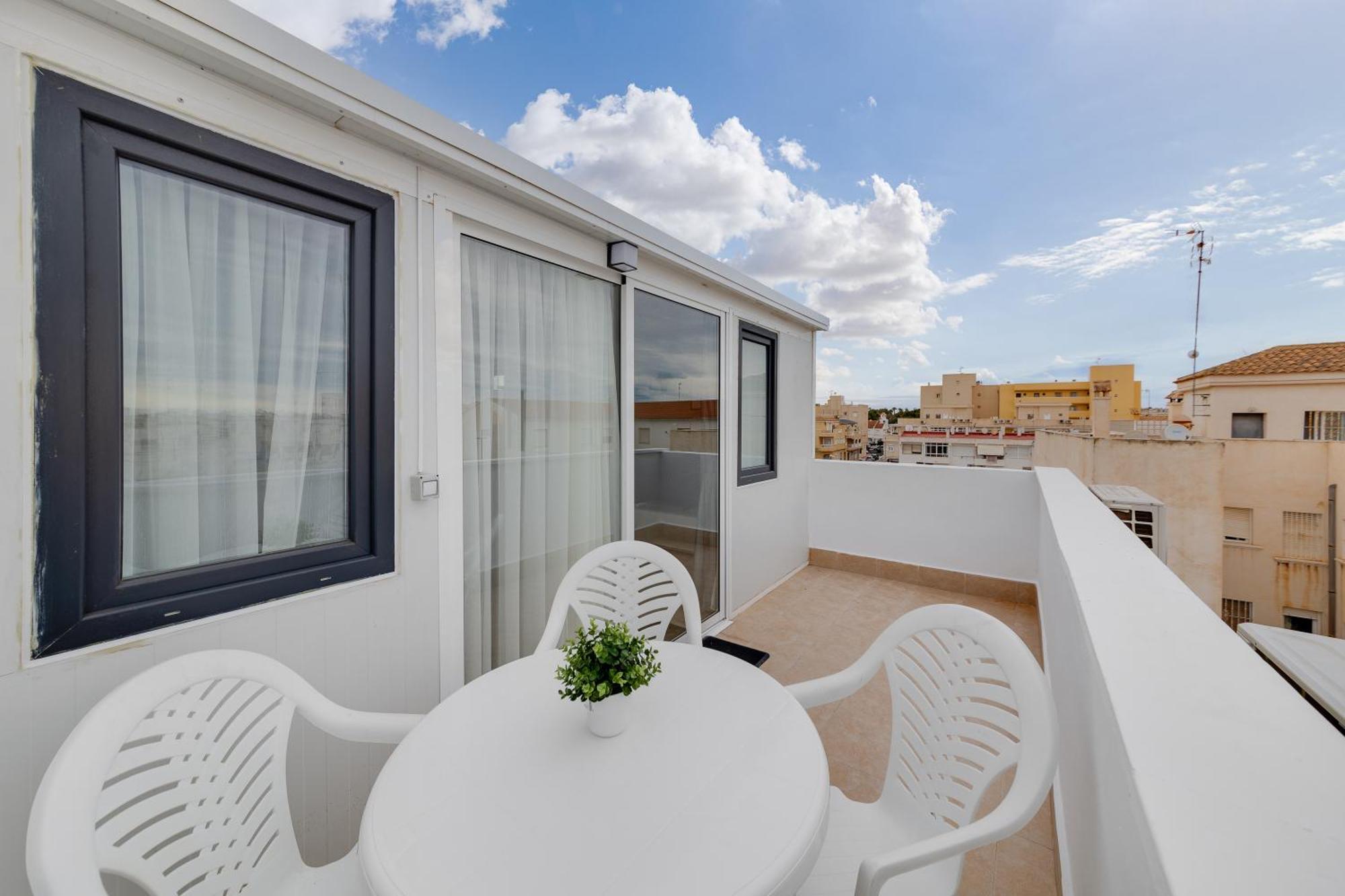 Cosy Apartment Near The Sea ตอร์เรเวียคา ภายนอก รูปภาพ